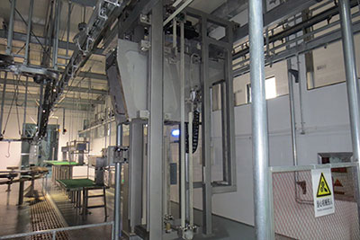 Serra automática de carcaça - robot