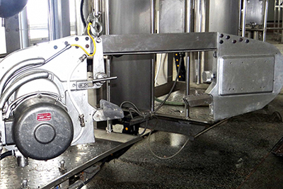 Serra elétrica de carcaça 