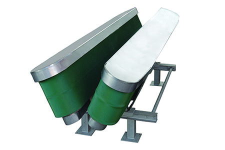 Esteira de contenção em V